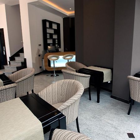 Ambiance Hotel Бухарест Екстер'єр фото
