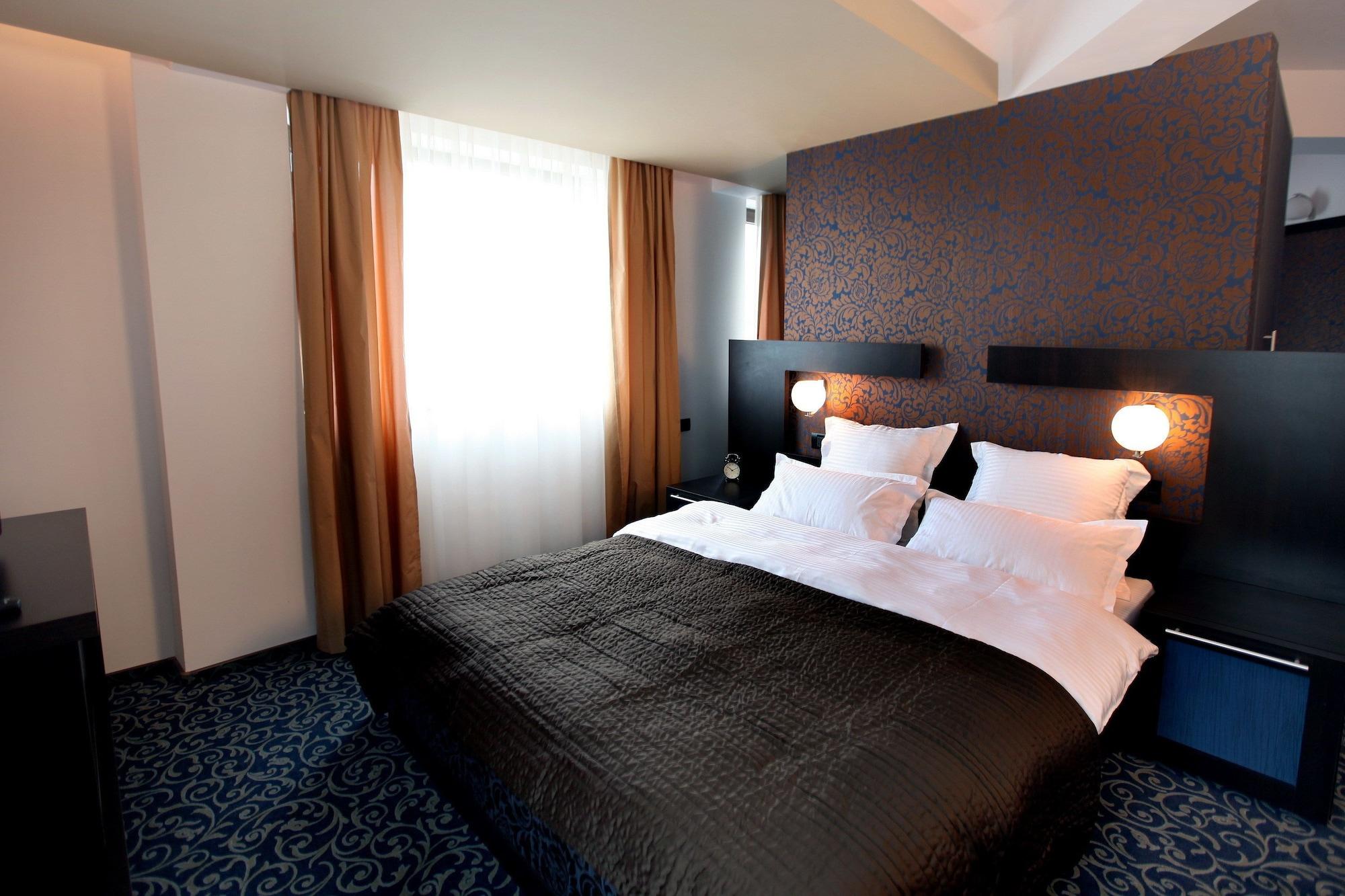 Ambiance Hotel Бухарест Екстер'єр фото